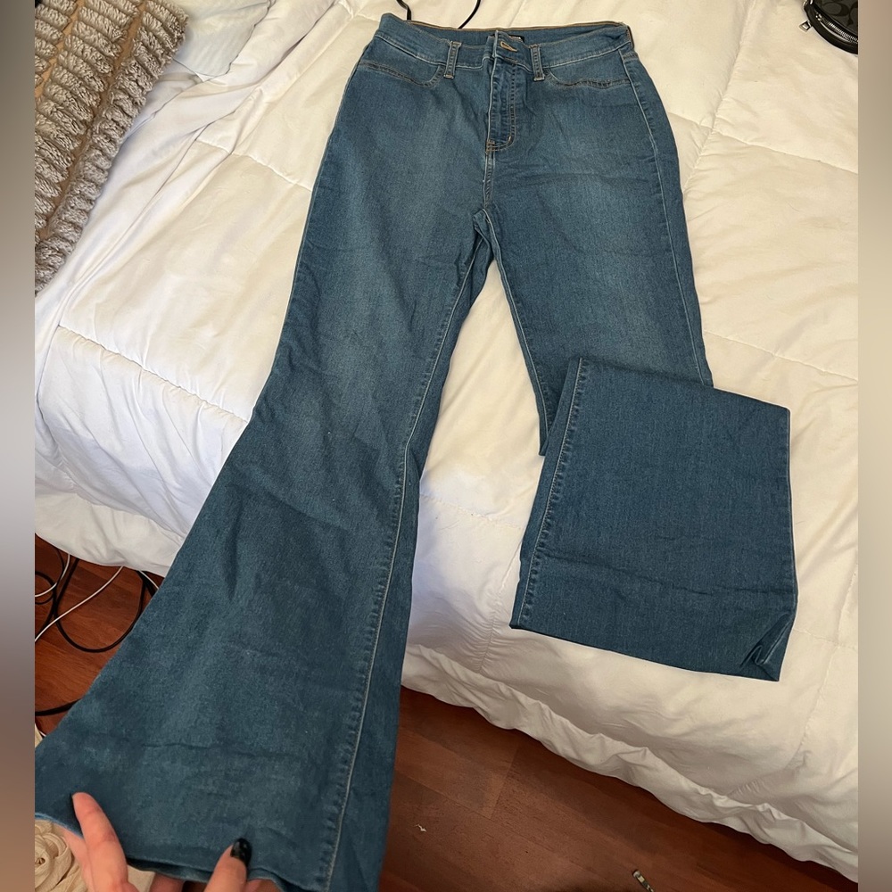 Fashion nova flare jeans